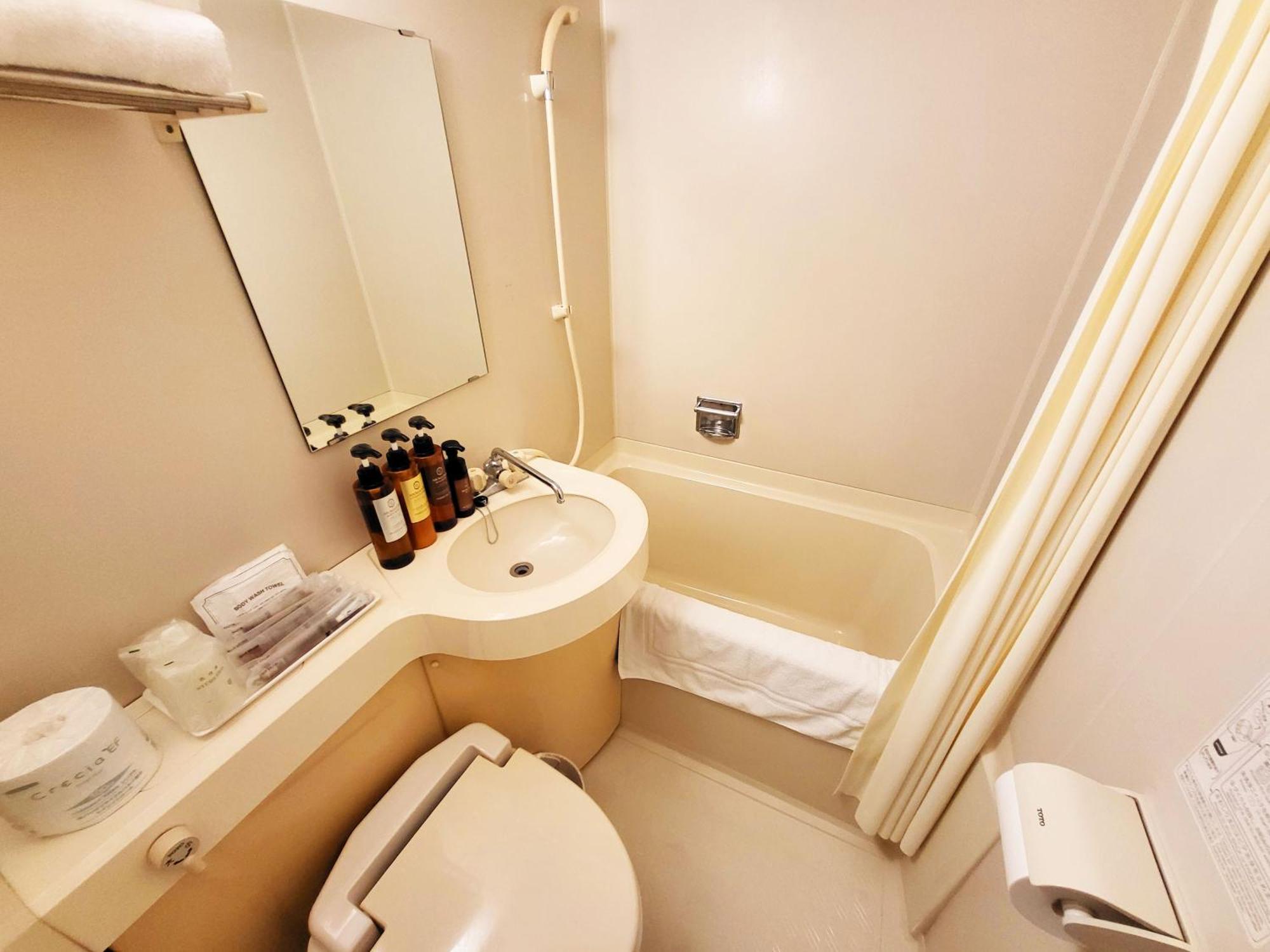 Hotel Royal Garden Кисаразу Екстериор снимка